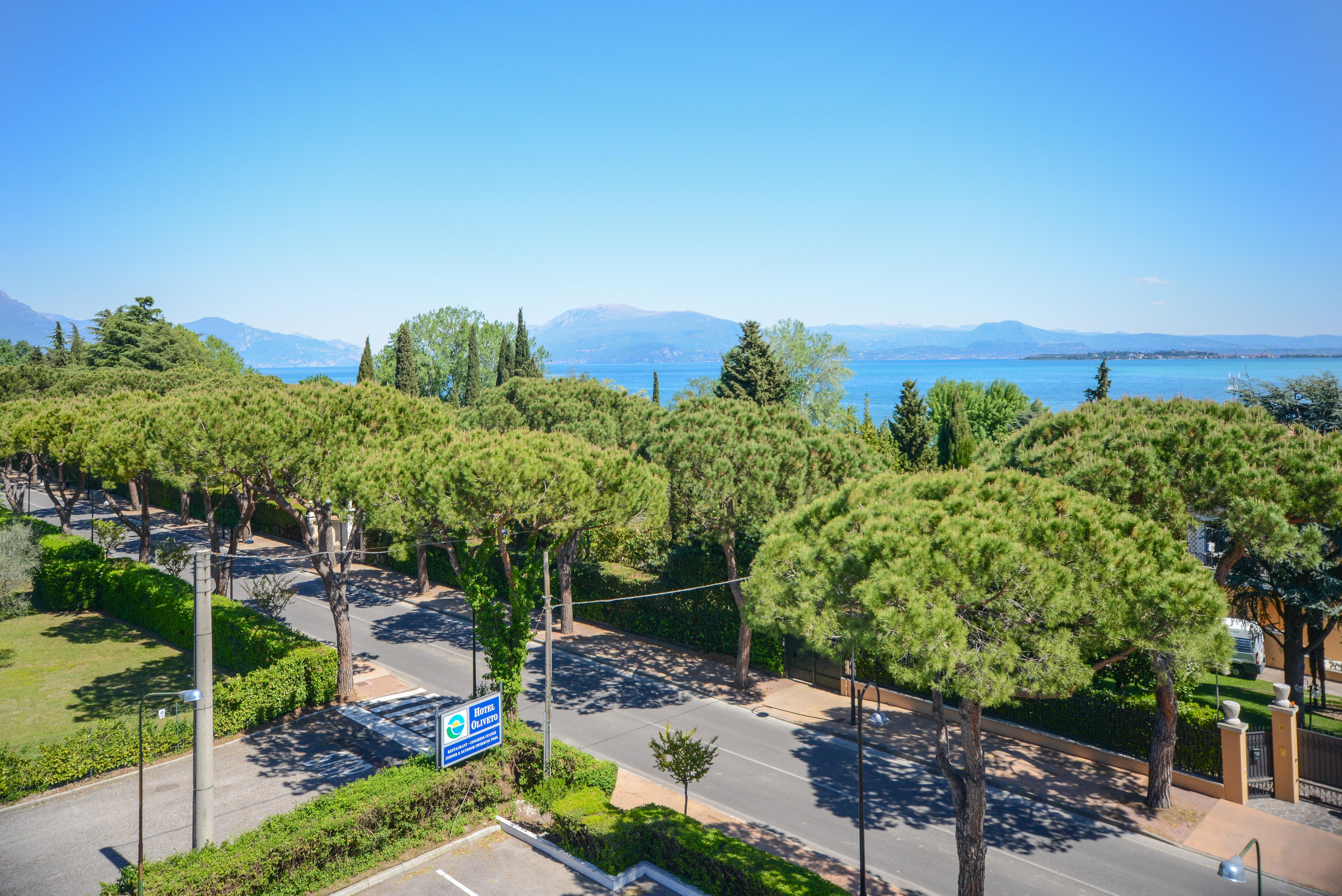 Hotel Oliveto Desenzano del Garda Ngoại thất bức ảnh