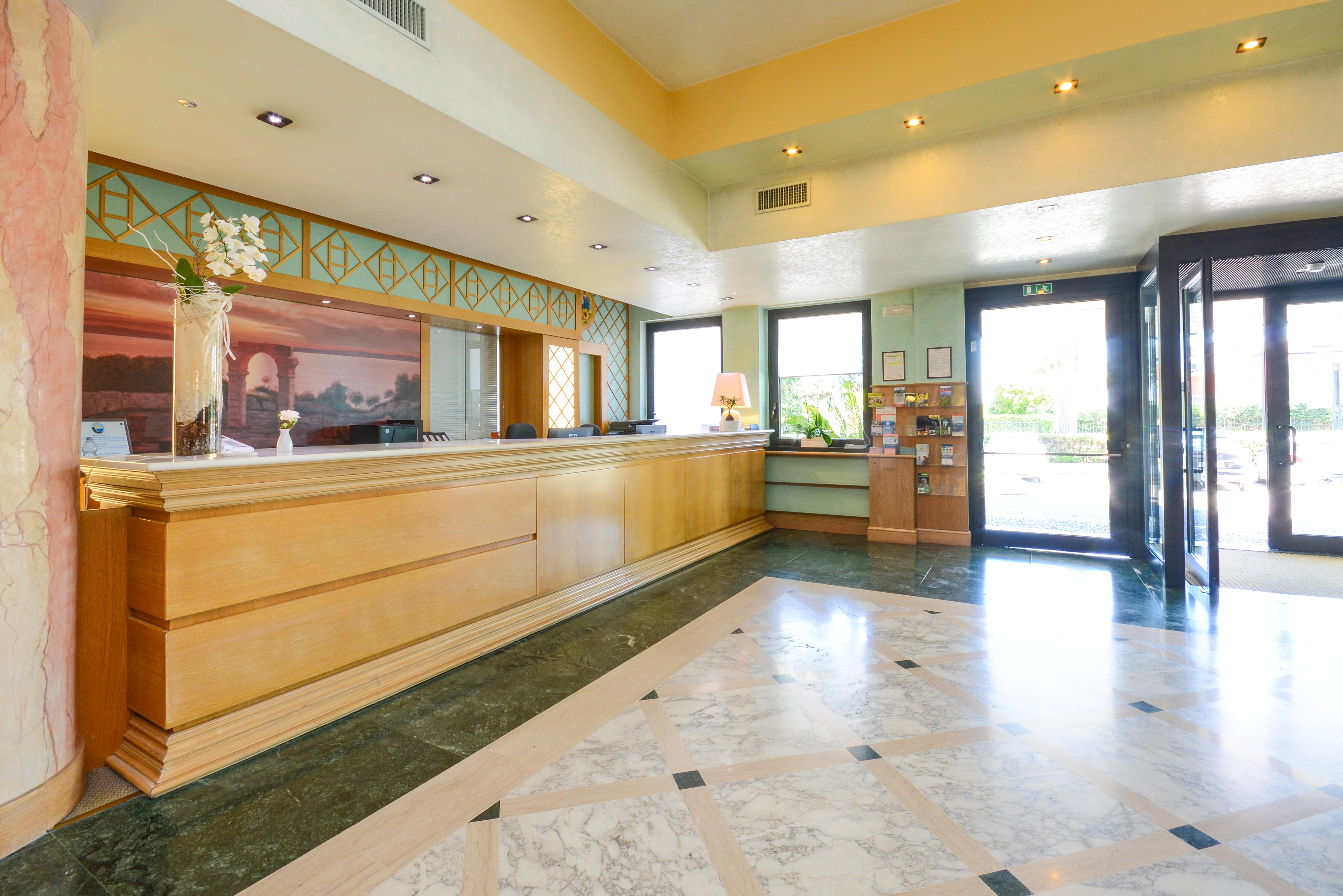 Hotel Oliveto Desenzano del Garda Ngoại thất bức ảnh
