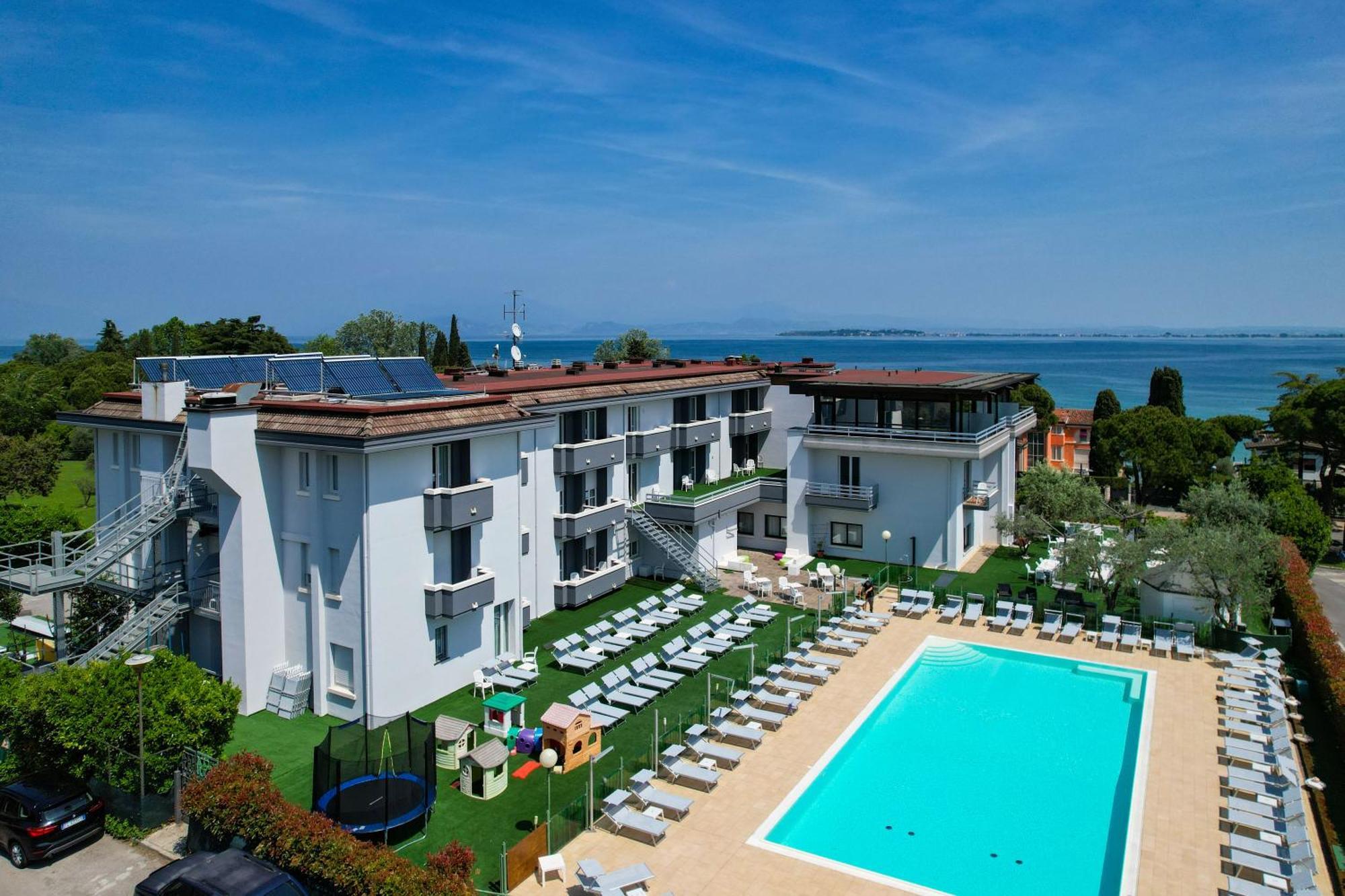 Hotel Oliveto Desenzano del Garda Ngoại thất bức ảnh