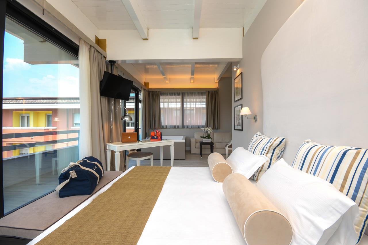 Hotel Oliveto Desenzano del Garda Ngoại thất bức ảnh